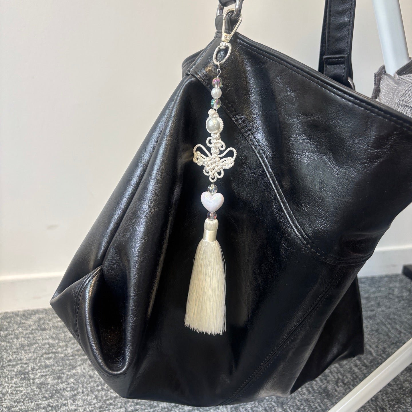 bijoux de sac, grigri, porte clé, keyring, blanc, traditionnel coréen, asiatique