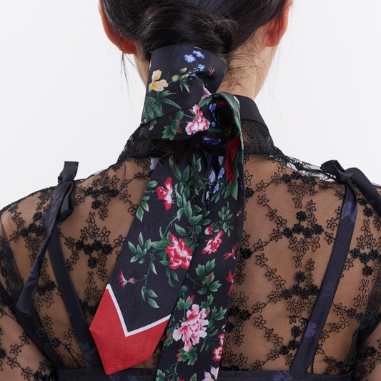 accessoire traditionnel coréen, ruban pour les chevuex ou petit foulard, design floral